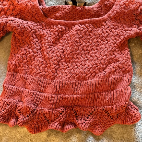 Lulus Knit Red Long Sleeve Crop Sweater Top Size Small - Picture 2 of 3